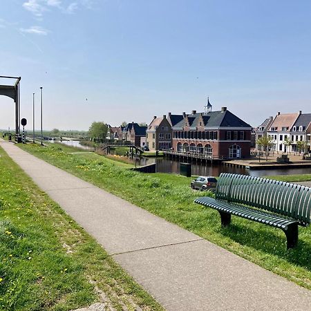 Sonnenhaus 6 Pers House With Sunny Terrace At A Typical Dutch Canal & By Lauwersmeer Lake. أنيوم المظهر الخارجي الصورة